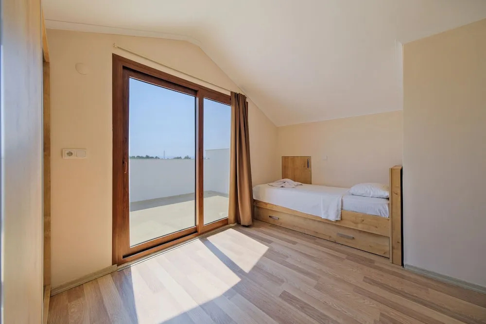 Talia deniz manzaralı 4 odalı lüks Villa — фото 4