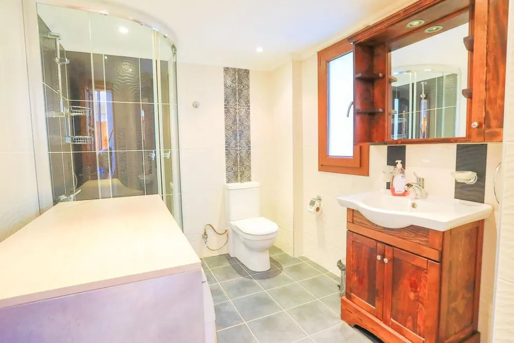 Калкан: Villa Eos in Kalkan With 3 Bedrooms and 4 Bathrooms