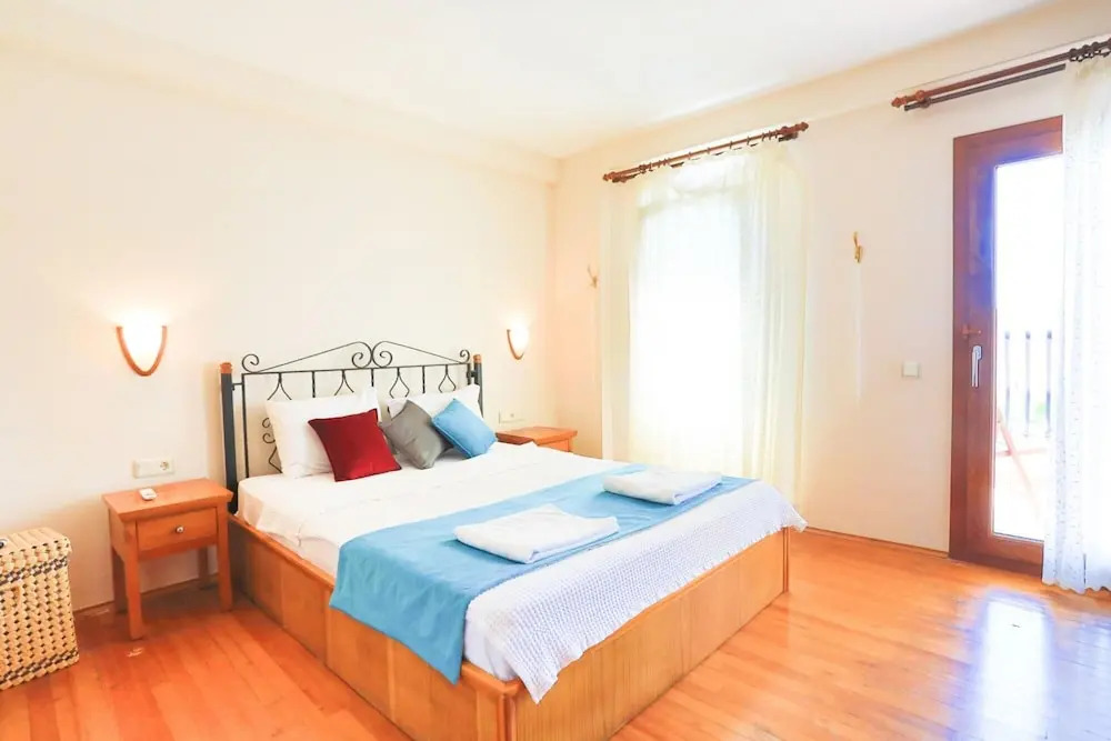 Калкан: Villa Eos in Kalkan With 3 Bedrooms and 4 Bathrooms