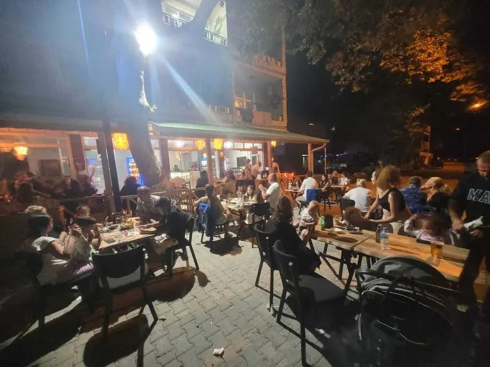 Мармара: Defne Otel & Restaurant