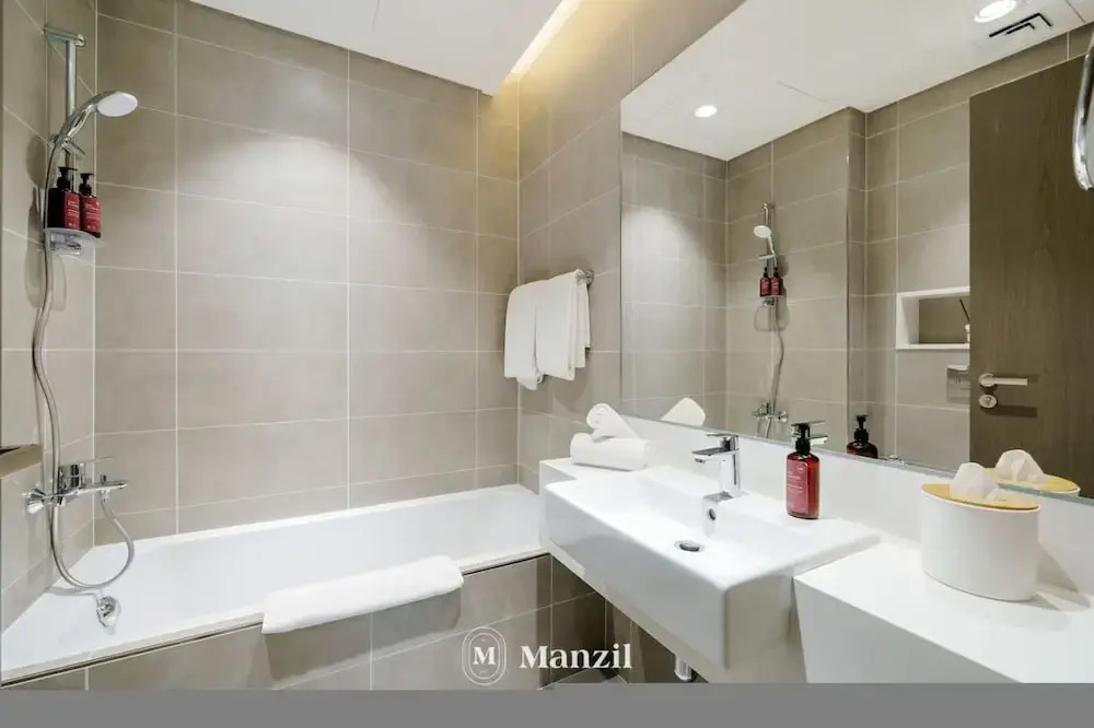 Дубай: Manzil - 1BR District One Waterfront Living