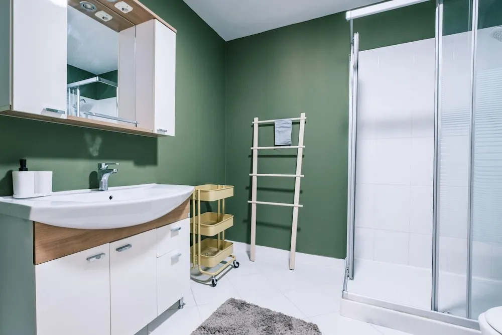 Стамбул: Chic Flat w Balcony 5 min to Cevahir Mall in Sisli