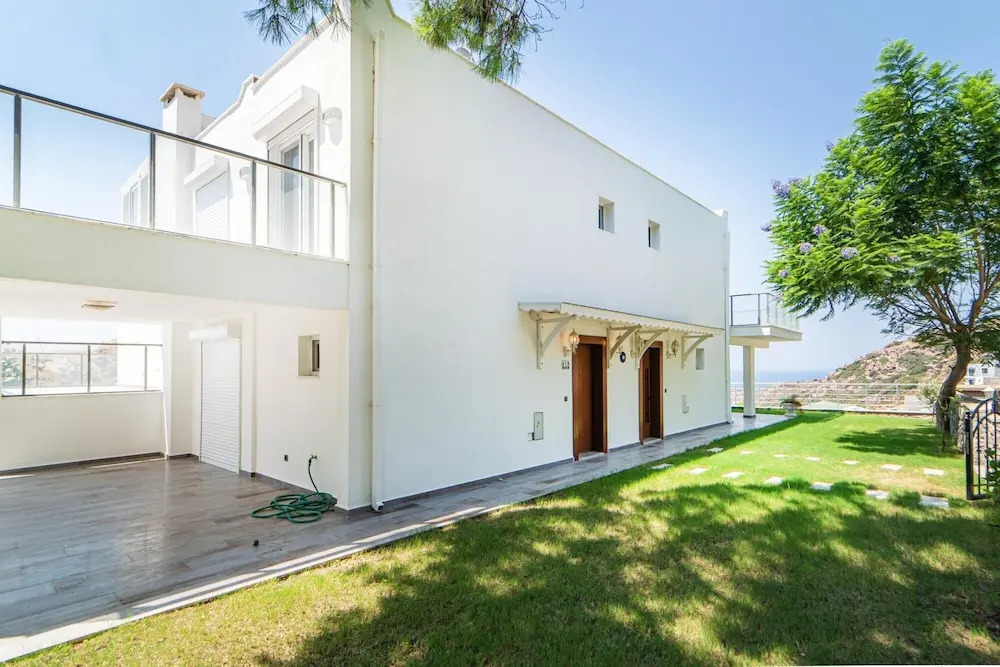 Яликавак: Villa w Pool Garden Patio 1 min to Beach in Bodrum