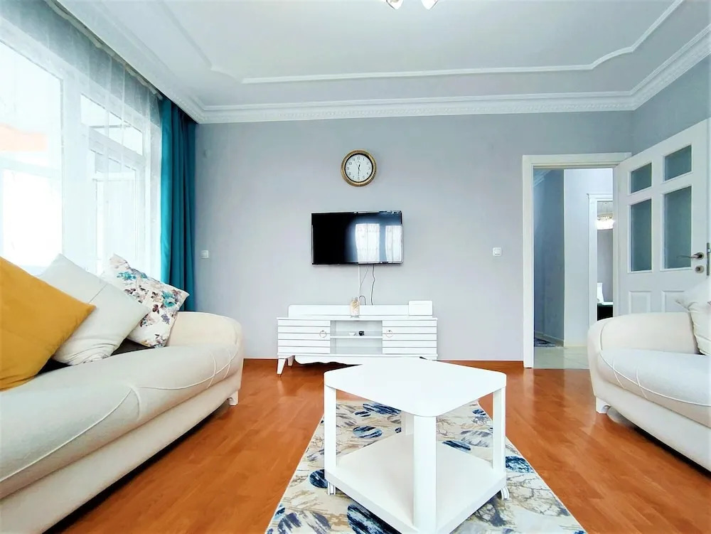 Newly Furnished Flat in the Heart of Antalya — фото 1