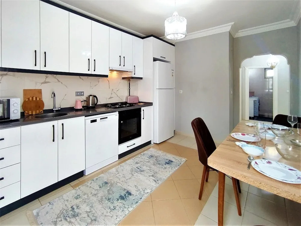 Анталья: Newly Furnished Flat in the Heart of Antalya