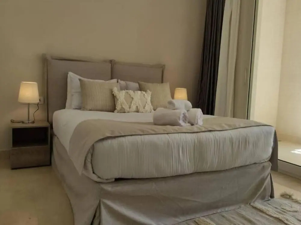 Эль-Гуна: Mangroovy Magic PoolView 1BR in Beachfront Complex