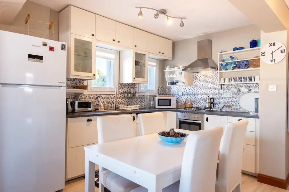 Чешме: Flat w Sea View Balcony 3 min to Cesme Marina