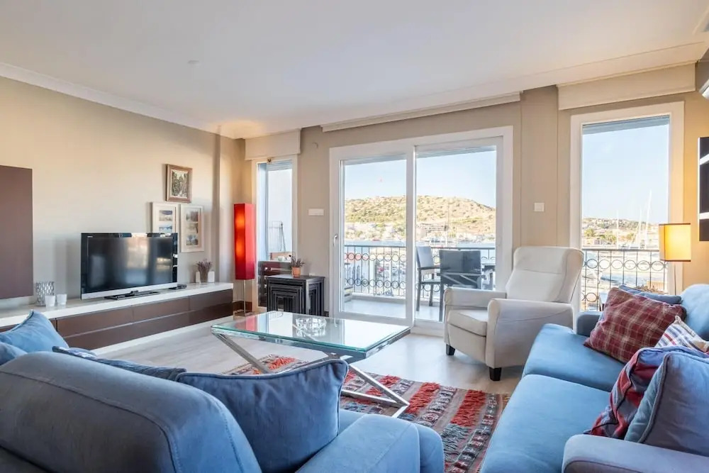 Flat w Sea View Balcony 3 min to Cesme Marina — фото 3