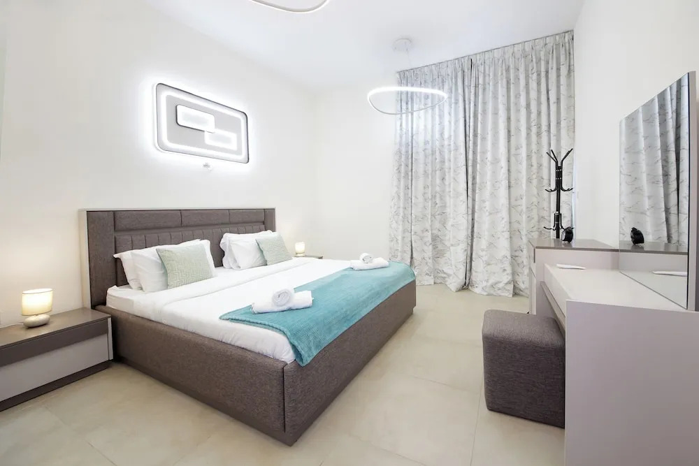 Дубай: Silk Valley - Brand new 1B with pool view