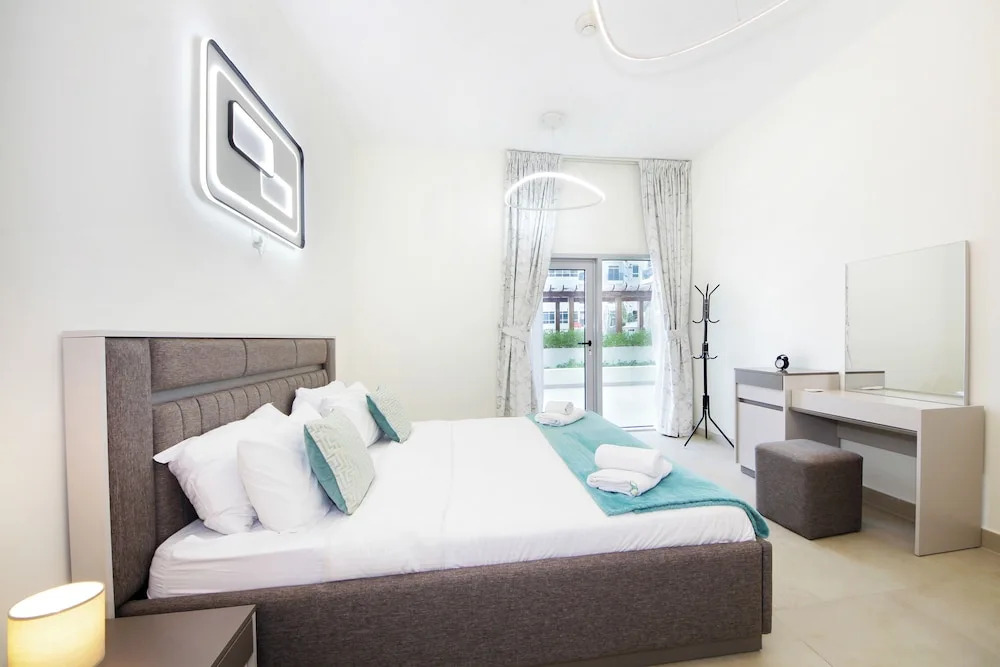 Дубай: Silk Valley - Brand new 1B with pool view