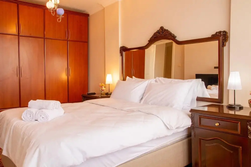 Измир: Spacious Detached House With Garden in Izmir