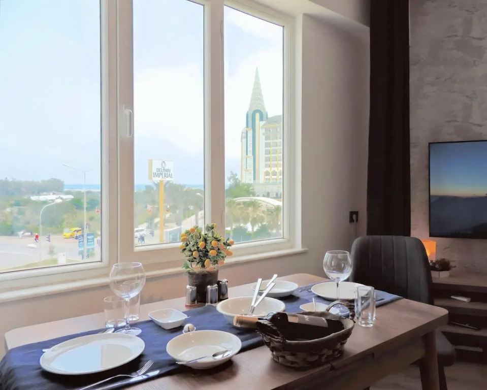 Аксу: Modern Flat With Sea View 10 min to Lara Beach