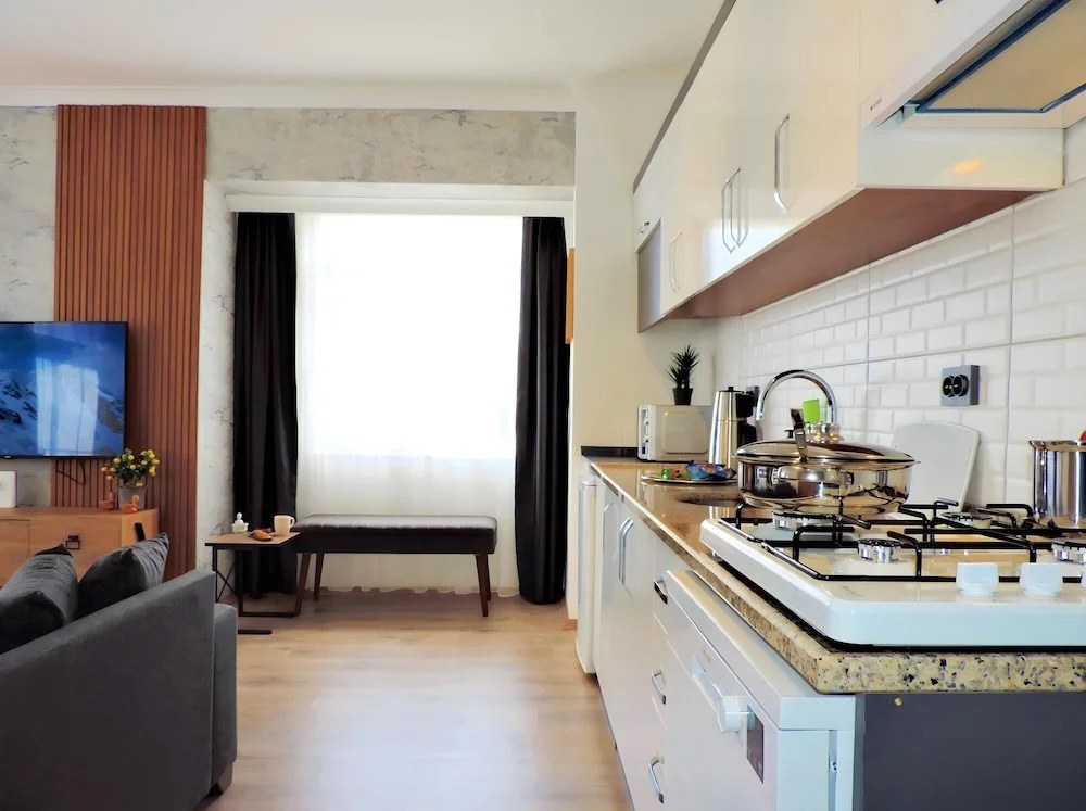 Аксу: Modern Flat With Sea View 10 min to Lara Beach