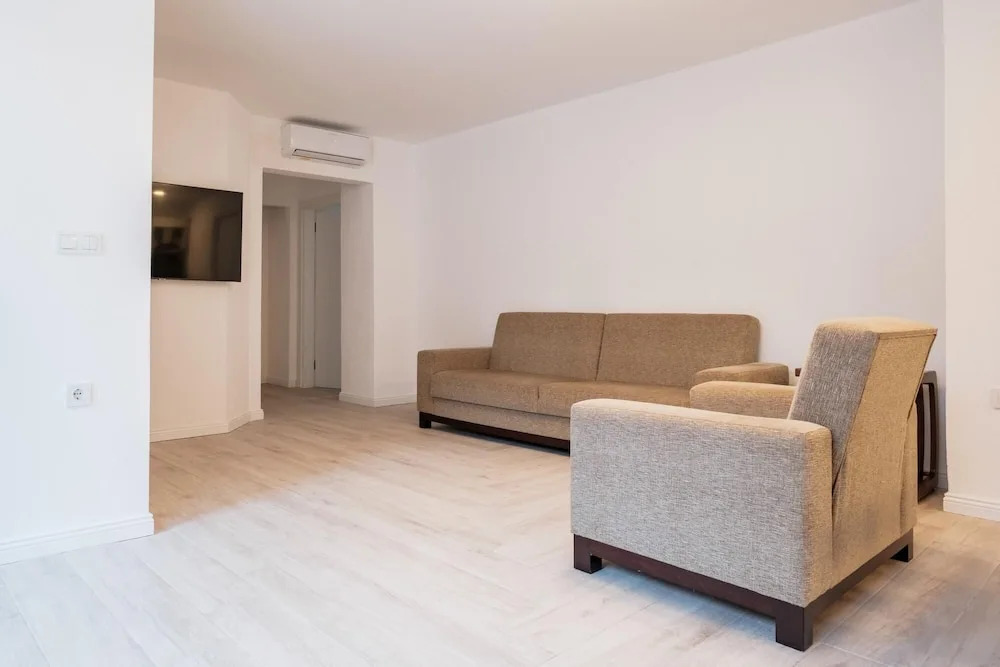 Бодрум: Comfy Flat w Patio 3 min to Beach in Bodrum