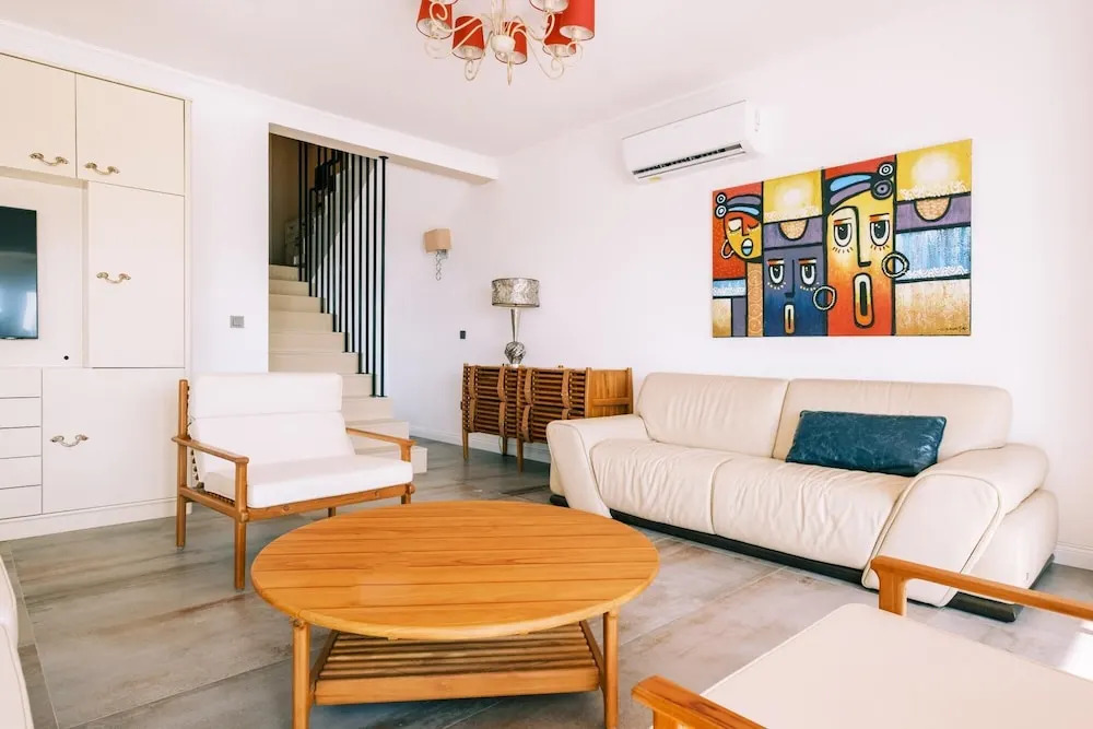 Chic Villa w Patio Pool 3 min to Beach in Bodrum — фото 3