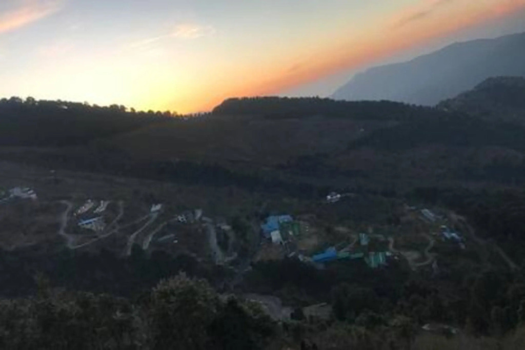 BRIKitt Tranquil Himalayan 2BHK Getaway, South Gola Range — фото 5