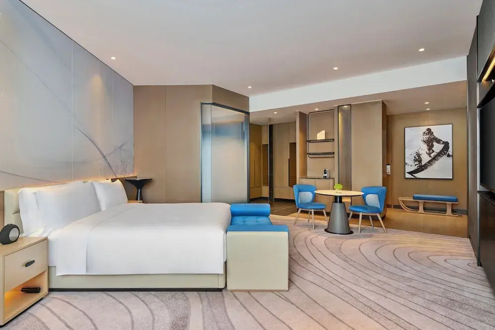 Шанхай: Crowne Plaza Shanghai Snow World, an IHG Hotel