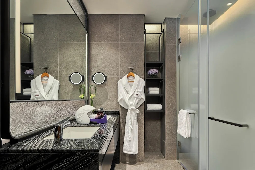Шанхай: Crowne Plaza Shanghai Snow World, an IHG Hotel