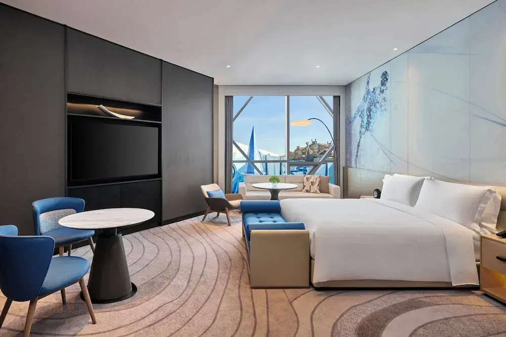 Шанхай: Crowne Plaza Shanghai Snow World, an IHG Hotel