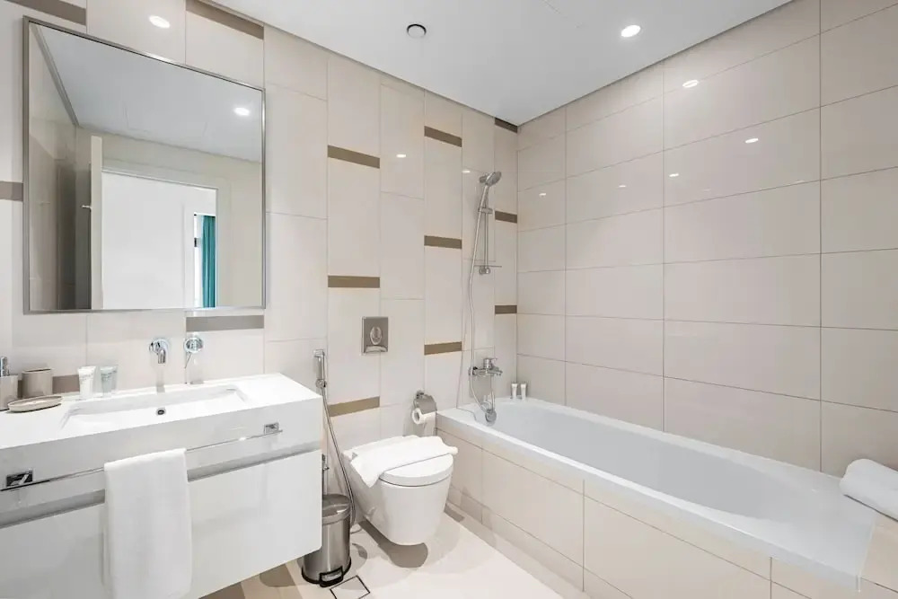Дубай: Tranquil 2BR Escape in Beach Vista