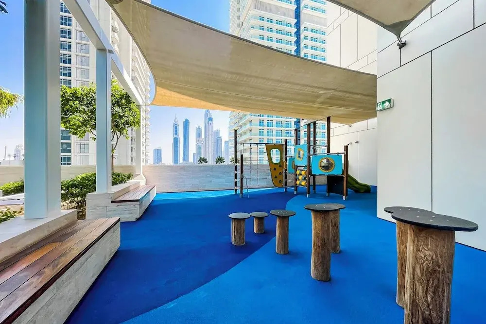 Дубай: Tranquil 2BR Escape in Beach Vista