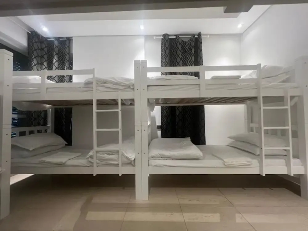 Дубай: Downtown Hostel Dubai
