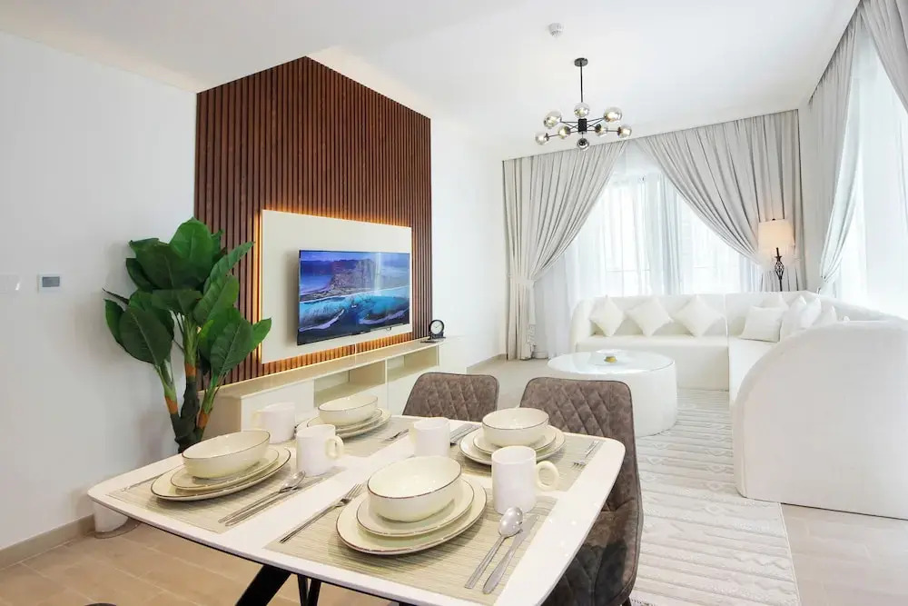 Дубай: Breeze Residence-Brand New Furnished 2BR