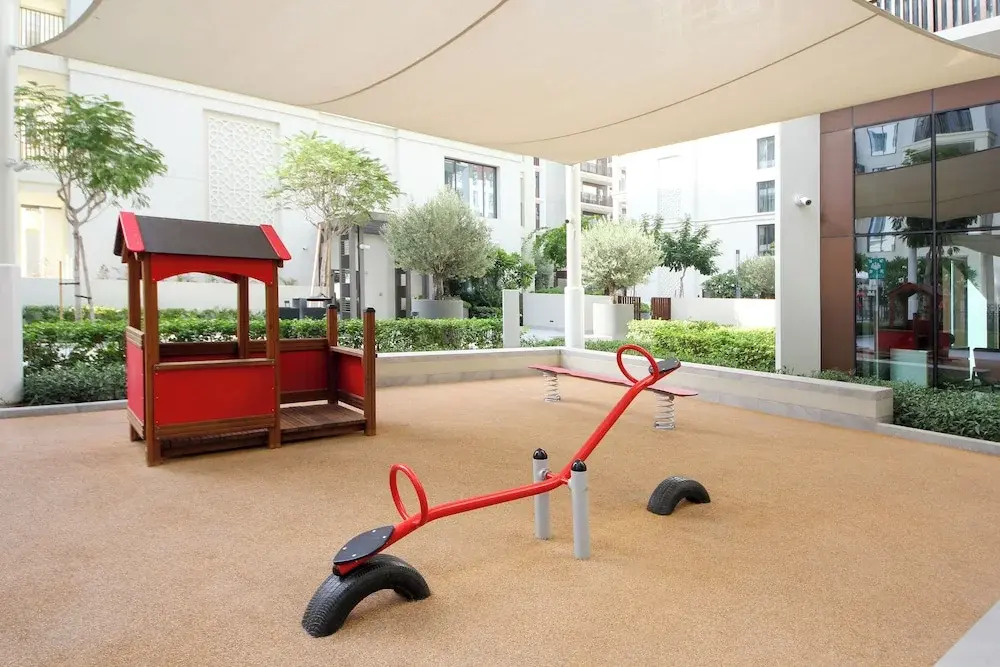 Дубай: Breeze Residence-Brand New Furnished 2BR