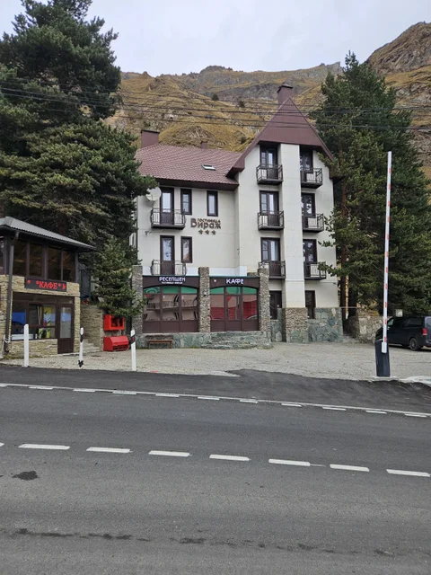 Поляна Азау: Отель Вираж