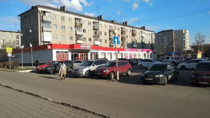 Новокузнецк: 1-комнатные апартаменты на ул. Спартака, 18