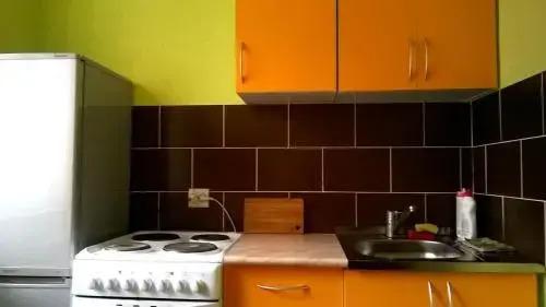 Новокузнецк: Apartment on Tsiolkovskogo 66
