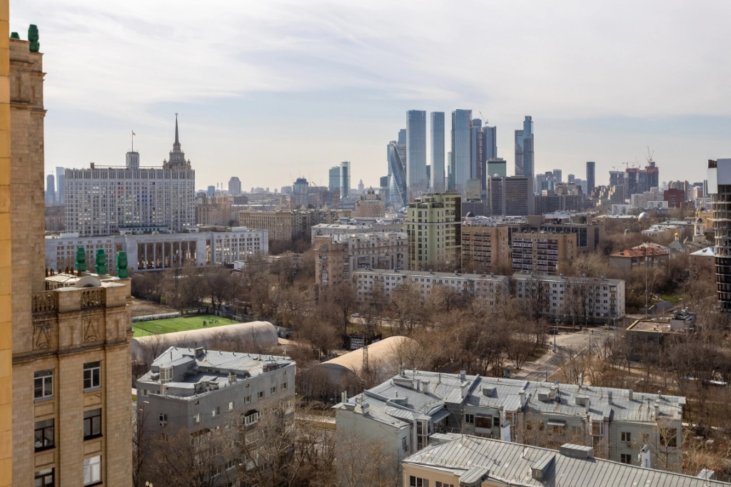 Москва: Апартаменты Улучшенные с Видом на Москва-Сити