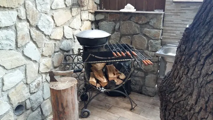 Отрадное: Guest House Timur