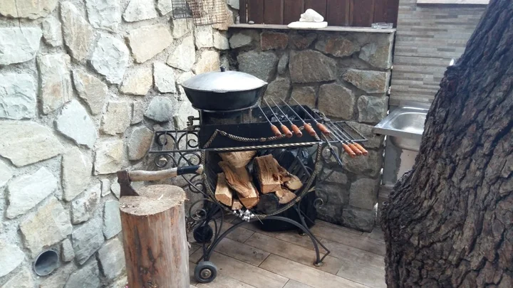Отрадное: Guest House Timur