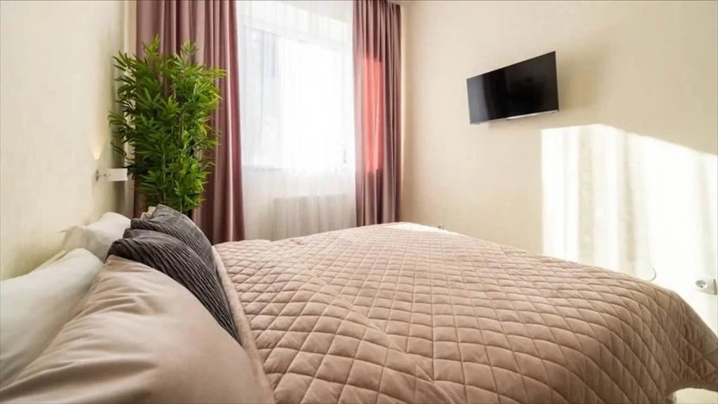 Красноярск: Апартаменты Favorite House на ул. Петра Подзолкова