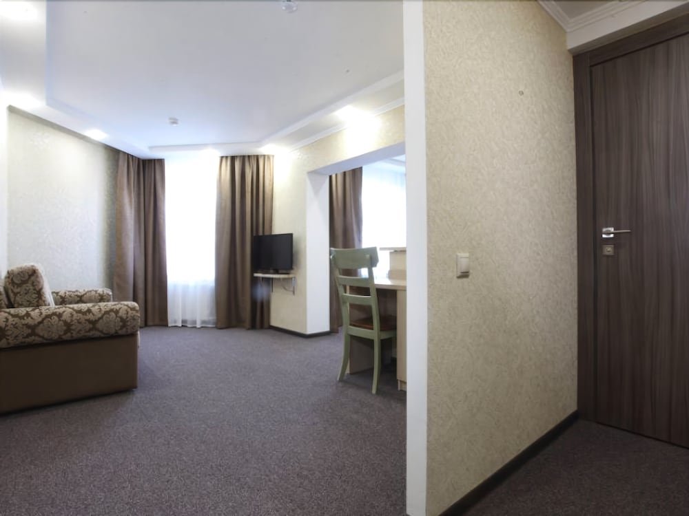 Набережные Челны: Hotel Maxim