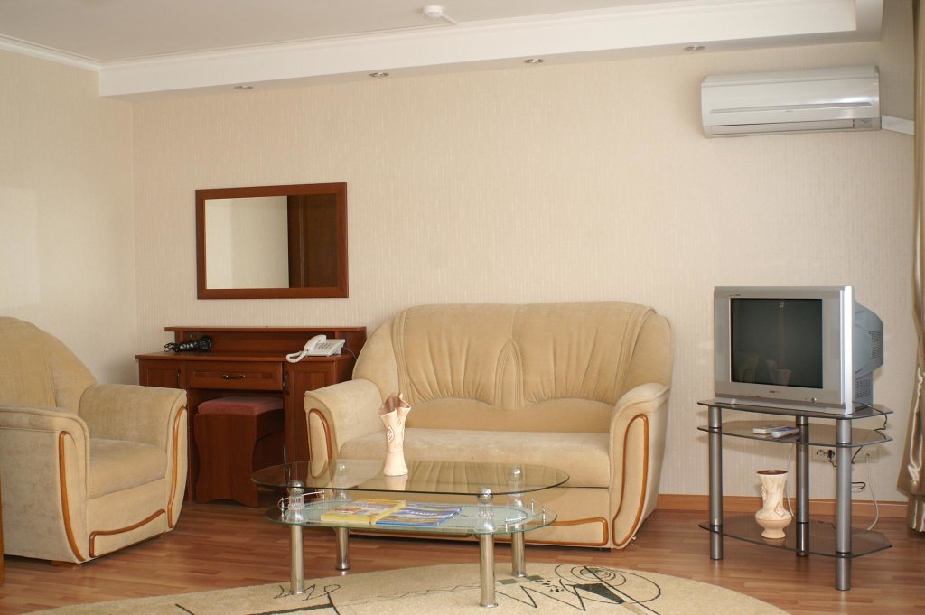 Камаз (Ак. Рубаненко, 4) — фото 6
