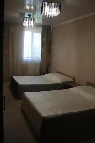 Набережные Челны: On Avtozovodsky Prospekt Mini-hotel