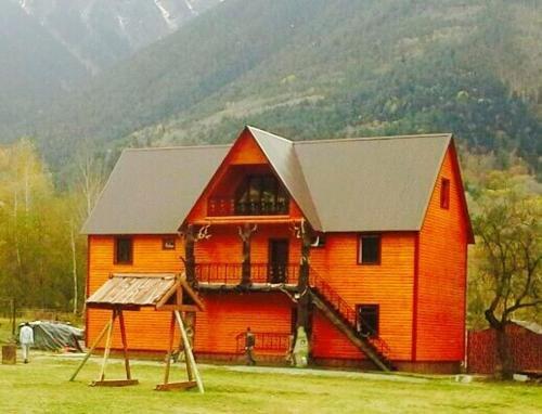 Теберда: Guest House Phoenix