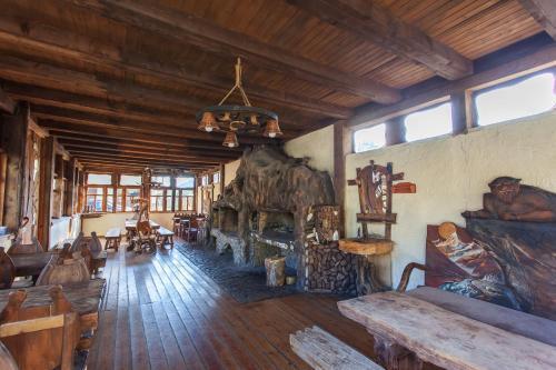 Теберда: Yetihouse