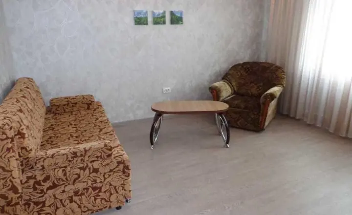 Междуреченск: Home Hotel (Хоум Отель) на Гончаренко