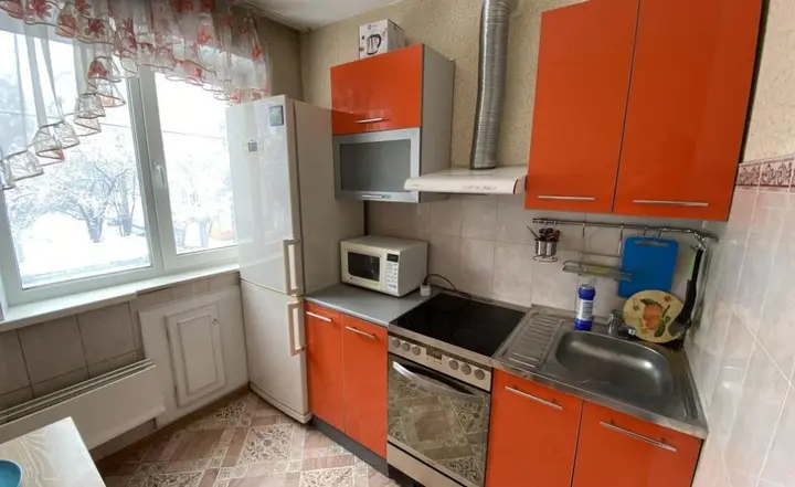 Белово: Home Hotel (Хоум Отель) на Толстого