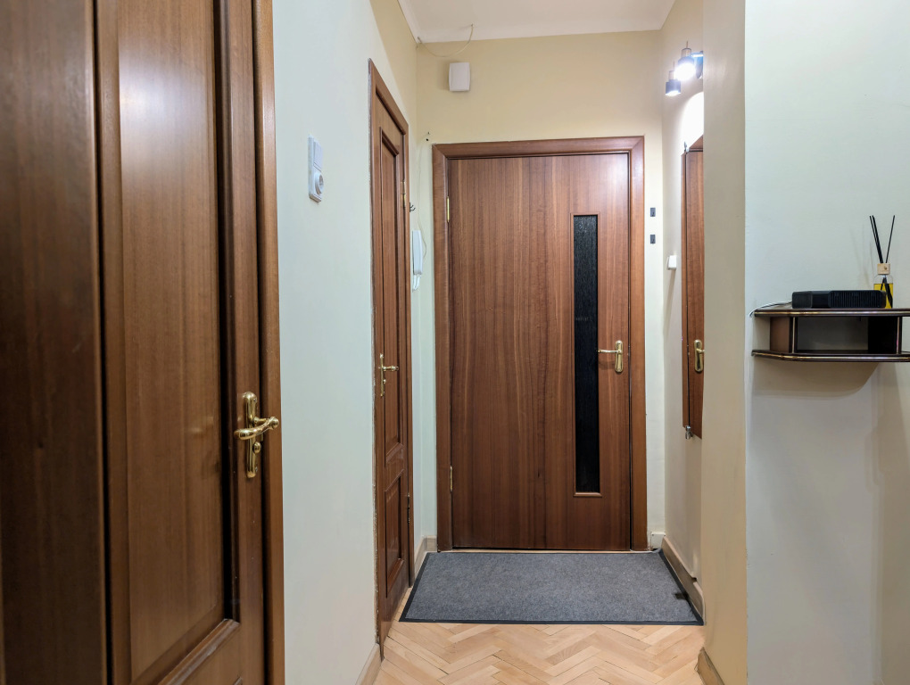 Москва: Квартира Свободна Садовая-Триумфальная 12