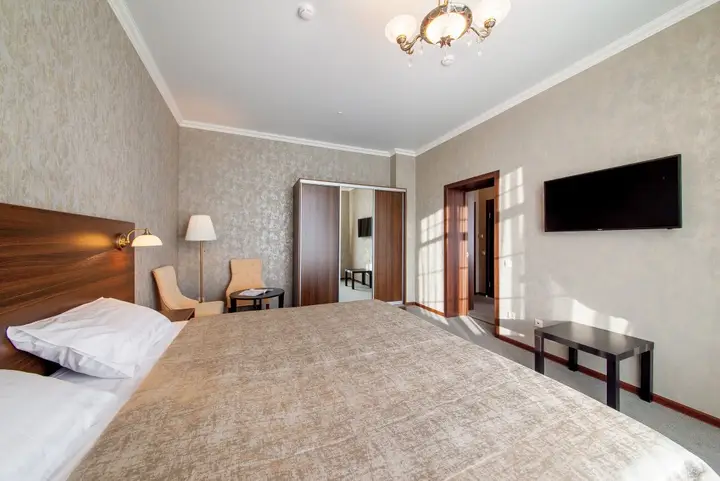 Меблированные комнаты D Hotel — фото 5
