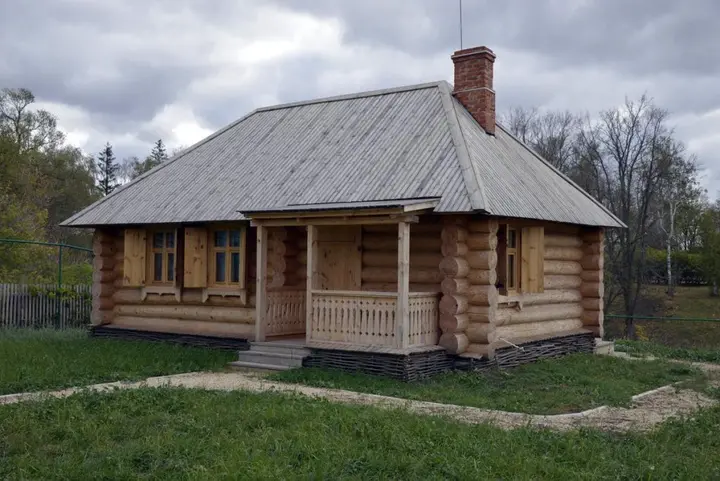 Лермонтово: Gostinitsa