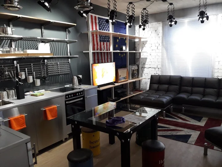 Челябинск: Апартаменты Loft на Свободе 93