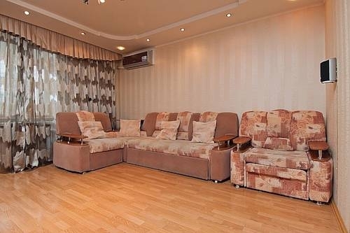 Челябинск: Apartment Novostroyka