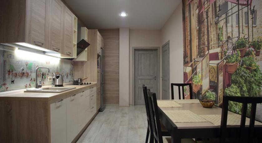Челябинск: Manhattan Mini Hotel