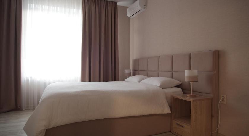 Челябинск: Manhattan Mini Hotel