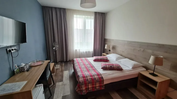 Великий Новгород: Гостевой Дом 65HOME